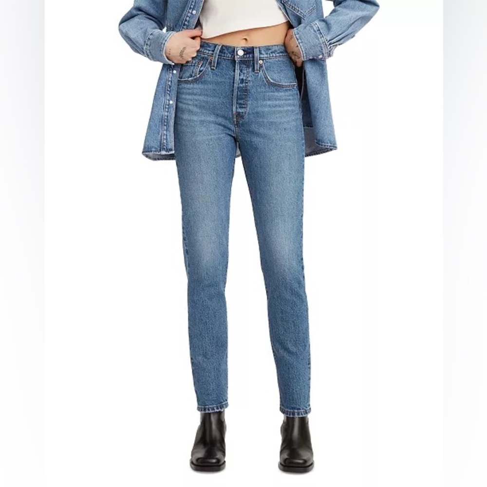 NWT! Levi’s 501 Skinny Jeans - Women’s Size 24